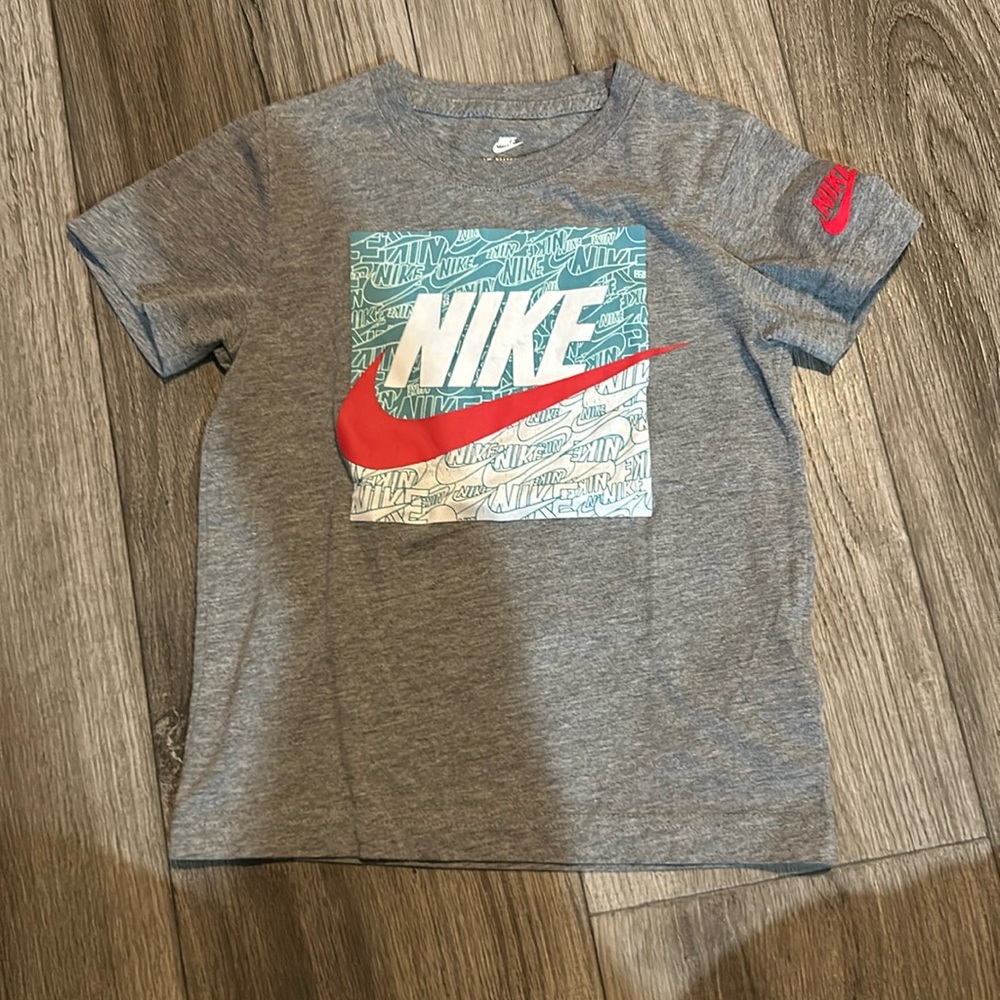 Boys Nike Tee
